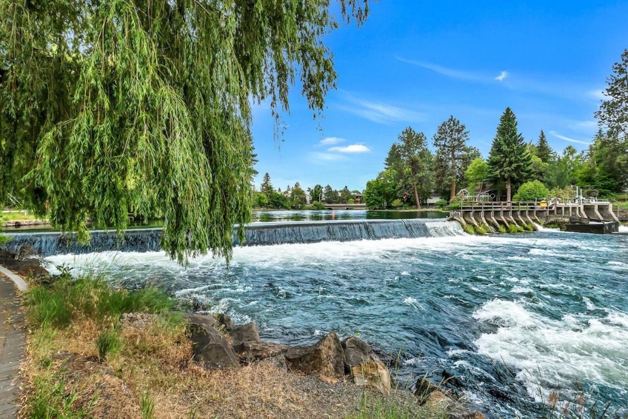 Riverside Near Downtown Inn